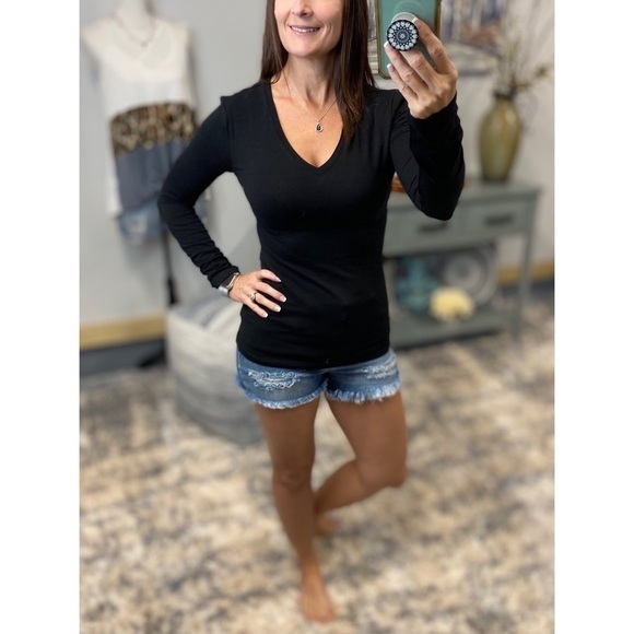 V-Neck Slimming Long Sleeve Basic Top Black 0822 - Picture 2 of 6